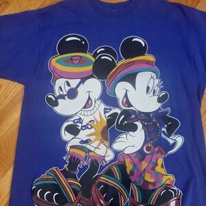 Disney Groovy Mickey and Minnie Vintage XL T-Shirt